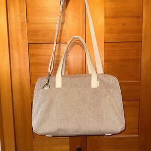 EUC - Away Luggage Overnight Bag